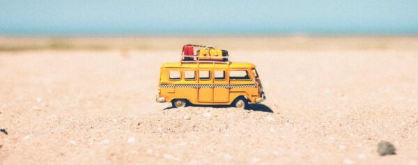 taxibus-in-zand